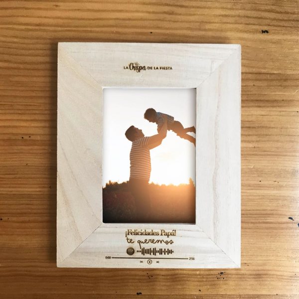 Marco de Madera con Canción Personalizada