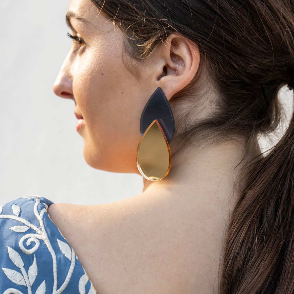 pendientes-metacrilato-flamenca-dorado